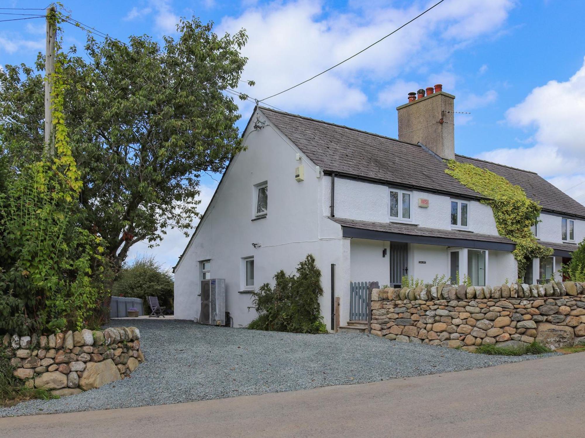 Pencefn Cottage Llanddeiniolen Exterior foto